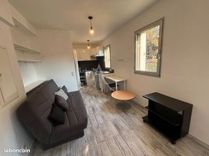 Studio 1 pièce 18 m²