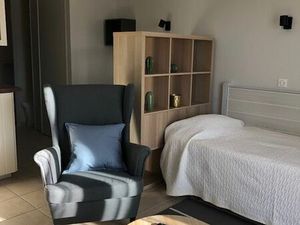 Studio meuble avec parking