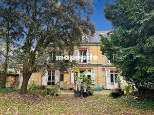 Maison 13 pièces - 410 m²