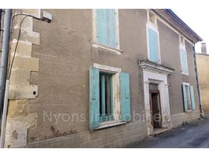 Vente maison 6 pièces 123 m² à Nyons (26110)  217 000 €