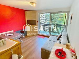 Studio rénové avec balcon  opportunité investisseurs