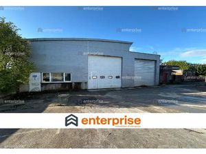À VENDRE - 790 M2 - BÂTIMENT D'ACTIVITÉS - VILLERS BRETONNEUX