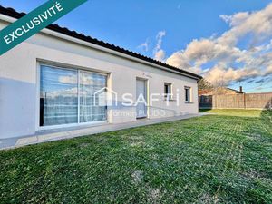 Maison contemporaine de 2020 de plain-pied : 3 chambres dont une suite parentale  jardin e