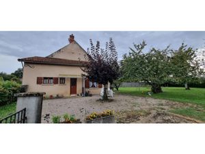 Vente maison 8 pièces 100 m² à Champlemy (58210)  78 000 €