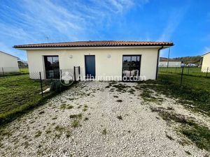 Maison de 76 m² à louer à Neuvic  France