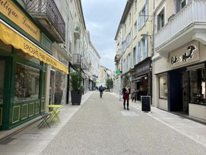 LOCAL COMMERCIAL A CEDER