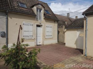 Vente maison 3 pièces 51 m² à Saint-Amand-Montrond (18200)  58 000 €