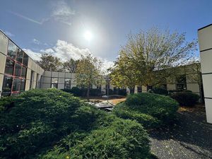 Location Local commercial LABEGE 31670