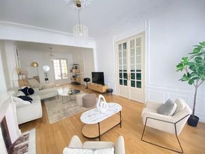 Maison 9 pièces 230 m² à vendre / acheter saint-quentin 02100 ? | ERA Immobilier