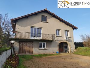Lapeyrouse Maison de 123 m² sur terrain de 3420 m² attenant
