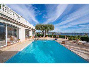 Appartement vue mer à pied des plages à vendre à Sainte-Maxime