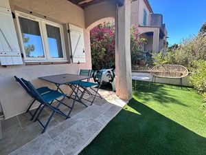 Appartement Les Issambres 1 chambre - Jardinet - 5 minutes de la plage en voiture