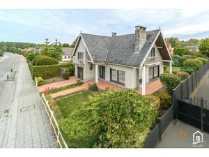 Charmante gezinswoning met veel mogelijkheden in groene omgeving te Gijzegem