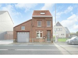 Gezellige gezinswonig met grote tuin op 27are20