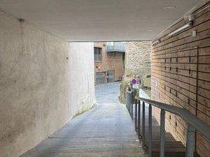 Rare garage en hyper centre ville de Nantes