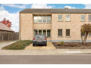 Gelijkvloers appartement met privatieve tuin!