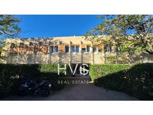 Location Local Professionnel 450m² VITROLLES 13127