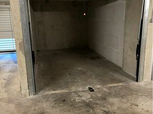 Location box fermé dans garage sécurisé