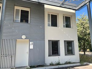 Location Local commercial 93m² AVIGNON 84000