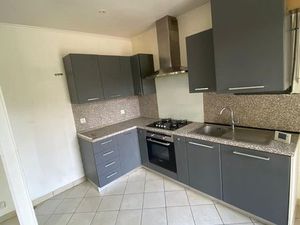 Maison à louer 3 pièces 1600 euros - 77 13 m2 MONTREUIL