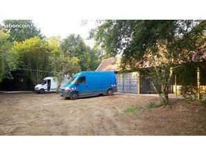 CONTAINER BOX de 20 pieds pour 33 M3  imperméable et étanche LONGUEUR 6 05 M HAUTEUR 2 59 