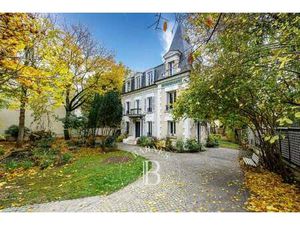 Maison à vendre 10 Pièces 220 m2 Le Perreux-sur-Marne - 1 980 000 €