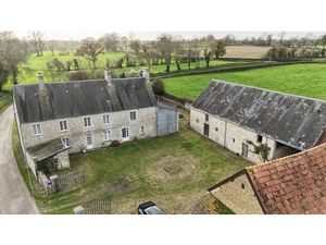 Vente propriété 6 pièces 138 m² à Picauville (50360)  271 700 €