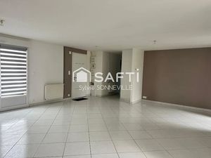 Vente maison 6 pièces 110 m² à Saint-Momelin (59143)  279 000 €