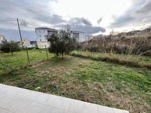 Location appartement 2 pièces 43 m² à Penta-di-Casinca (20213)