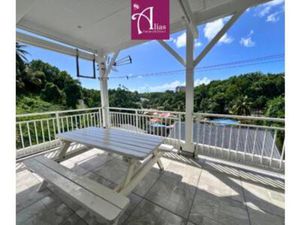 À louer Appartement F5 meublé avec citerne d'eau Secteur  Guadeloupe