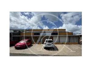 À louer Local commercial 8 800 € /mois + charges  Guadeloupe