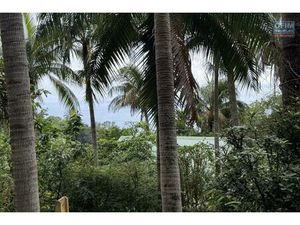 Terrain rectangle et plat de 328 m2 à 380 m d'altitude  pleine vue mer  à 2 minutes du cen