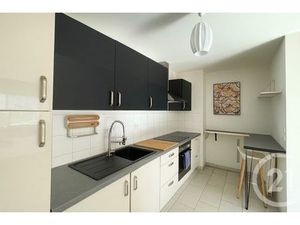 Appartement T4 à vendre - 4 pièces - 77 m2 - St Jacques De La Lande - 35 - BRETAGNE