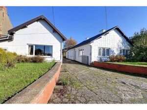 Surface industrielle à vendre à Beuzet (VBD57307)