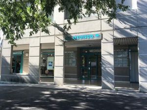 RARE CABINET MEDICAL