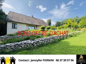 Vente maison 8 pièces 255 m² Saint-Laurent-en-Beaumont (38350)