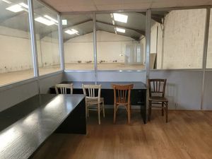 DEPOT - ENTREPOT A LOUER