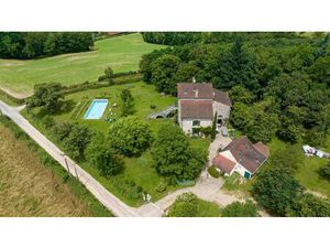 Manoir entièrement rénové - Bourgogne - Region Du Morvan