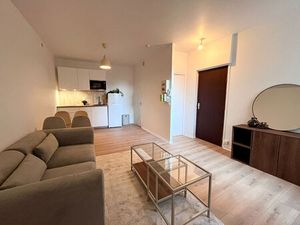 Location appartement 2 pièces 32m2 Reims 51100 - 745 € - Surface Privée