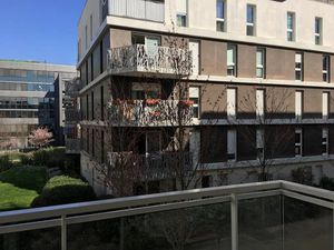 Location appartement 2 pièces 49 m² à Massy (91300)  1 209 €