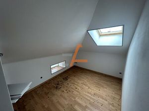 Immeuble à Laussonne