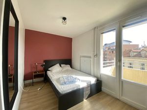 Vente appartement 5 pièces 121.5 m² à Saint-Etienne (42000)  149 000 €