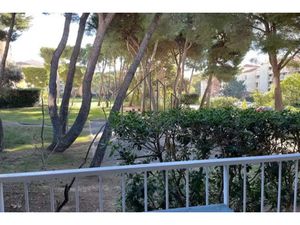 Vente appartement 2 pièces 23.95 m² à Six-Fours-les-Plages (83140)  198 000 €