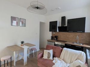 Location meublée appartement 2 pièces 25 m² à Roubaix (59100)  700 €