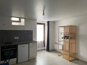 Location meublée appartement 1 pièce 24 m² à Talloires (74290)  570 €