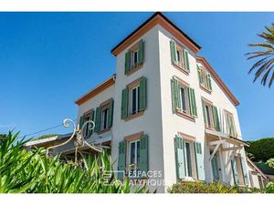 Superbe villa Belle Époque avec vue mer panoramique à Antibes