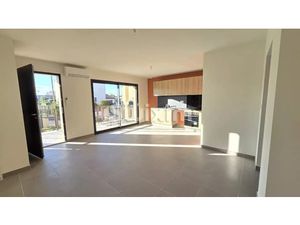 Vente appartement 3 pièces 54.5 m² à Camaret-sur-Aigues (84850)  215 000 €