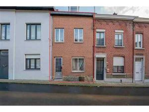 Maison 5 chambres   terrasses et jardin