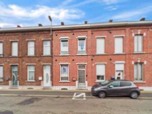 Maison 2 chambres + grenier aménageable et JARDIN