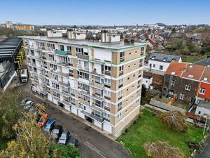 Appartement à vendre à Montignies-sur-Sambre € 109.000 (LHSKE) - AD Home | Zimmo